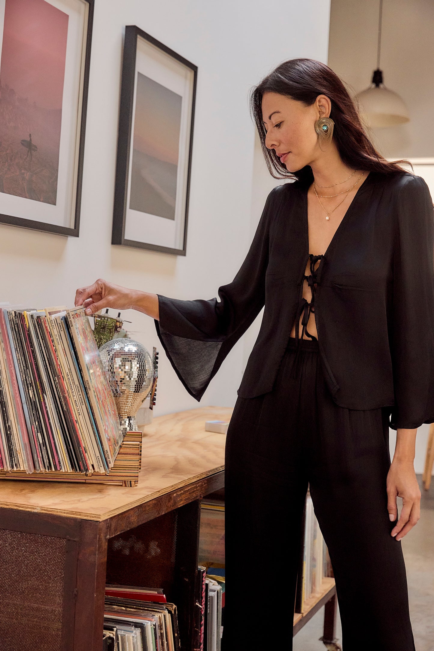 The Sōlune Muse Top Black — chic black satin lounge top with tie-front closure for leisure and travel